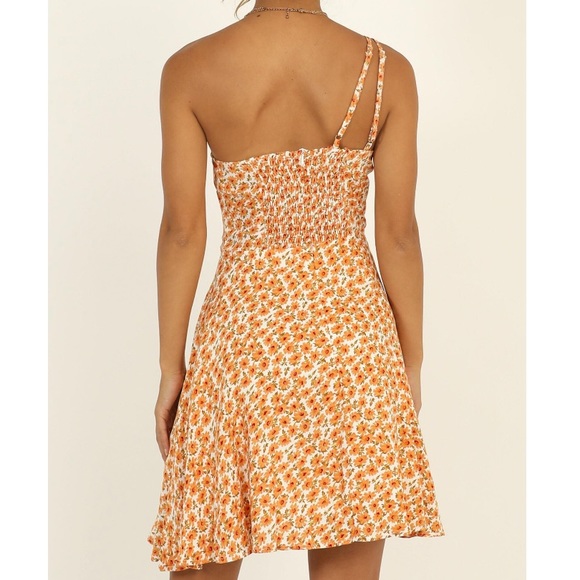 SHOWPO Sunflower, Vol. 6 Dress - Picture 5 of 9